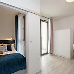 Break By Apartmore شقة غدانسك