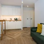 Break By Apartmore شقة غدانسك